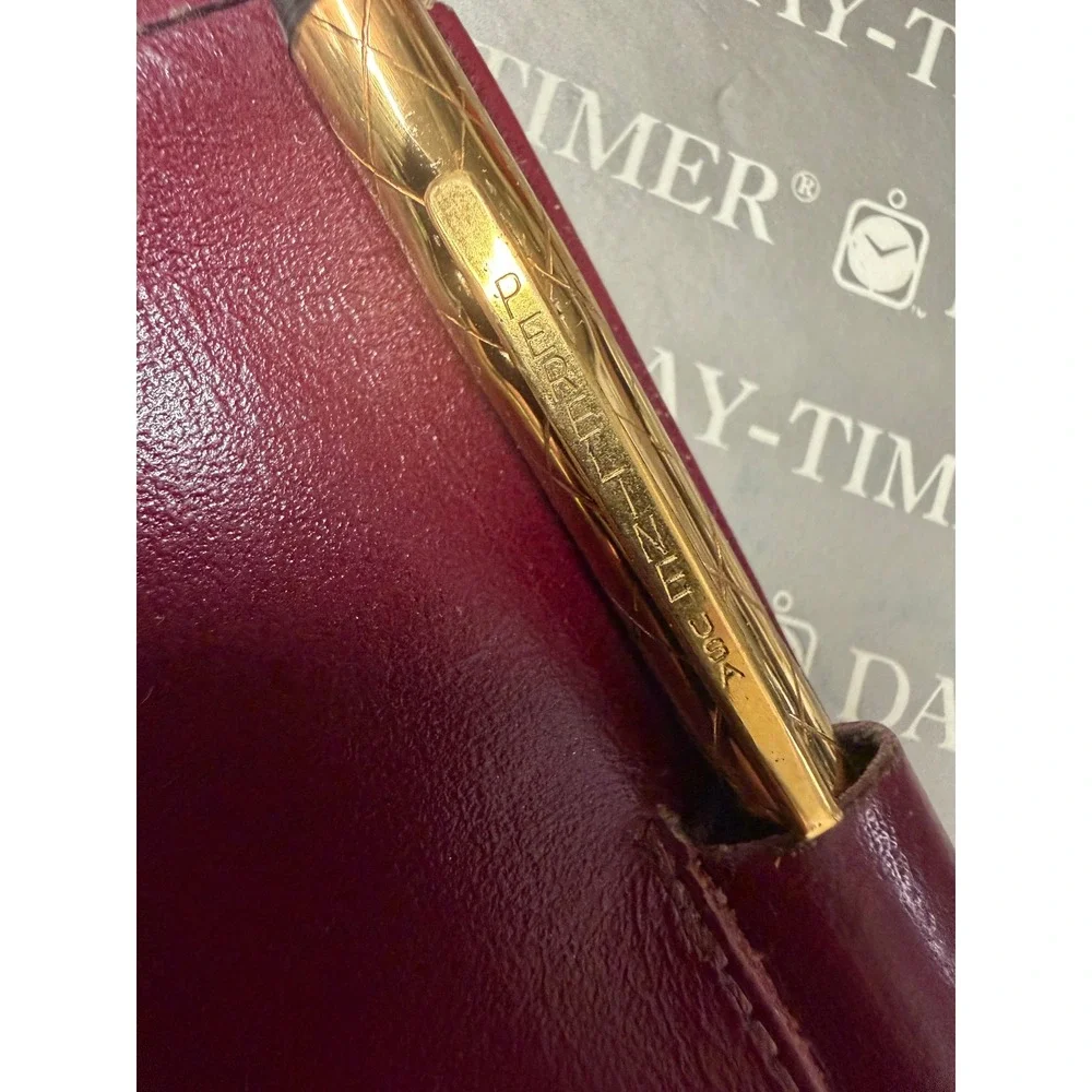 Vintage Day-Timer Senior Pocket Burgundy Cowhide Leather Wallet 88253 Canada